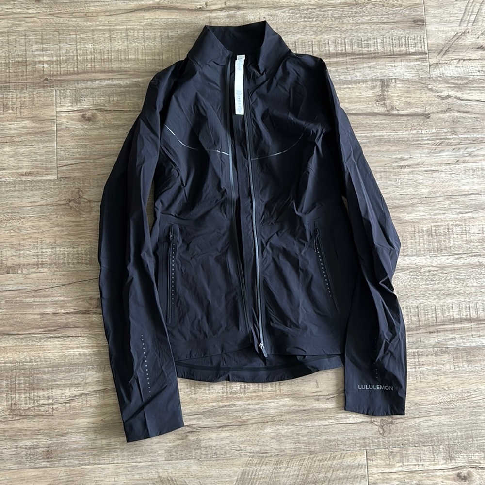 Lululemon Fast and Free Windbreaker